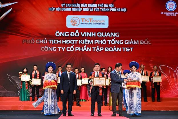 T&T Group được vinh danh tại Lễ tôn vinh doanh nhân, doanh nghiệp Thăng Long 2025